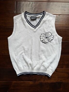Vintage 90s Cream Knit Sweater Vest Floral Appliqué Preppy Minimalist M/L